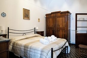 Arcani Family Apartment