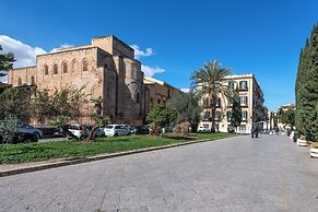 Vista sulle Absidi della Magione