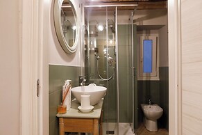 Classy & Cozy by the Acquario