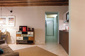 Classy & Cozy by the Acquario