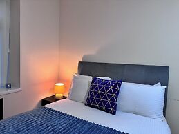 The Rich Living Apartment