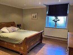 Bijou Parkview Retreat