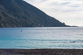 A Un Passo dalla Spiaggia di Camogli