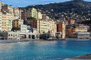 A Un Passo dalla Spiaggia di Camogli