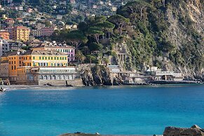 A Un Passo dalla Spiaggia di Camogli