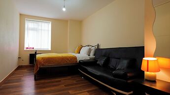 LuxeLiving Apartment