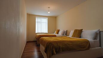 LuxeLiving Apartment