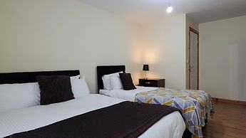 Royal Living Apartment