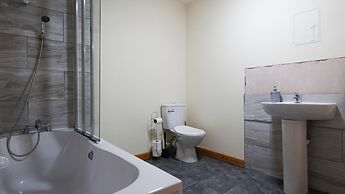 Royal Living Apartment