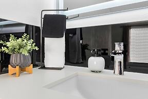 Bodur's Rustling Leaves EV Charge BBQ (106390081)