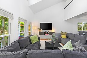 Bodur's Rustling Leaves EV Charge BBQ (106390081)