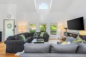 Bodur's Rustling Leaves EV Charge BBQ (106390081)