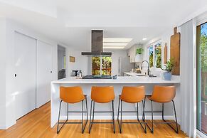 Bodur's Rustling Leaves EV Charge BBQ (106390081)