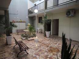 Pousada Golden House