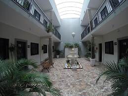 Pousada Golden House