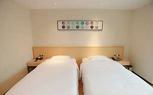 Shanghai StarChain New Space Time Hotel (Zhongshan Park Subway Station