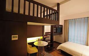 Shanghai StarChain New Space Time Hotel (Zhongshan Park Subway Station