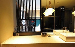 StarChain Xixi Hotel (Xixi Wetland North Subway Station)