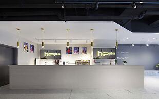 Starchain Heehee Hotel - Sanya Bay Walking Street Store