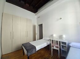 Cavour 46 First in Firenze