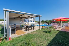 Holiday House Petrić