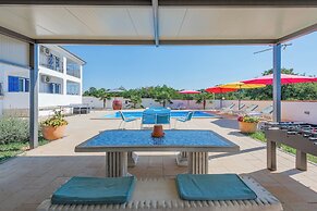 Holiday House Petrić