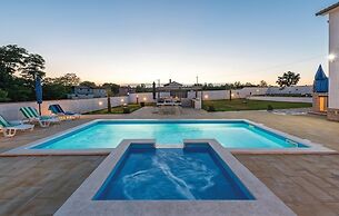 Holiday House Petrić