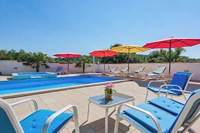 Holiday House Petrić