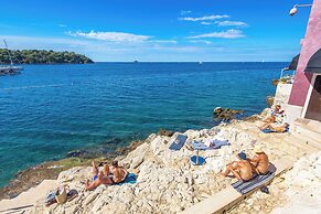 Natasha's Beachfront