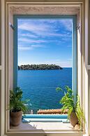 Natasha's Beachfront