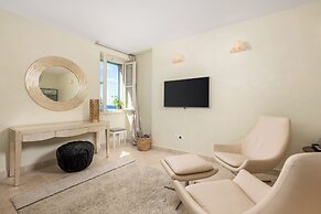 Natasha's Beachfront