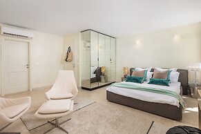 Natasha's Beachfront