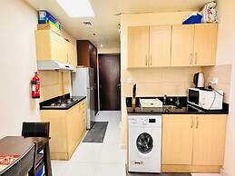 OYO 1233 Home Elite 1 Residence Sports