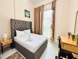 OYO 1233 Home Elite 1 Residence Sports