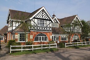 St George's Lodge