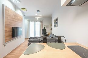 Newly Renovated Loft by Cloudkeys