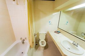 ADIKA HOTEL BAHTERA