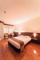 ADIKA HOTEL BAHTERA