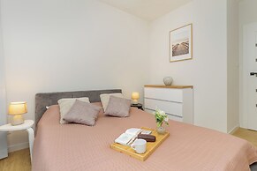 Apartment in Gdańsk With Gym by Renters