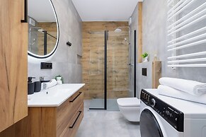 Kiełkowskiego Apartment by Renters