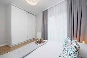 Kiełkowskiego Apartment by Renters