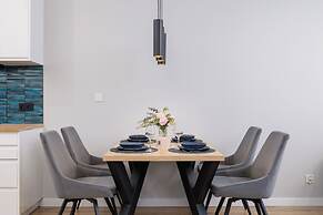 Kiełkowskiego Apartment by Renters