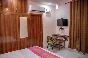 Hotel Hari Sharanam