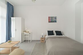 Poznan Stylish Grey Apartment by Renters
