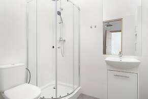 Poznan Stylish Grey Apartment by Renters