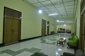 Hotel Irian Surabaya