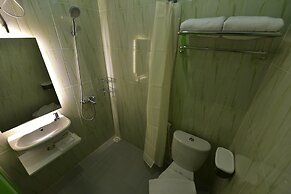 Hotel Irian Surabaya