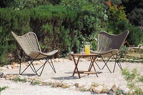 Terra Petra Villa - The Seafront Retreat