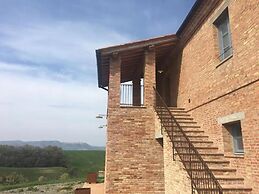 Cordella in Valdorcia Truffle & Olive Oil Resort - Podere Borgasso