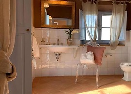 Cordella in Valdorcia Truffle & Olive Oil Resort - Podere Borgasso